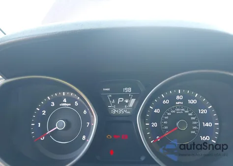 2014 Hyundai Elantra Se z USA, uszkodzony, nr VIN 5NPDH4AE0EH540387